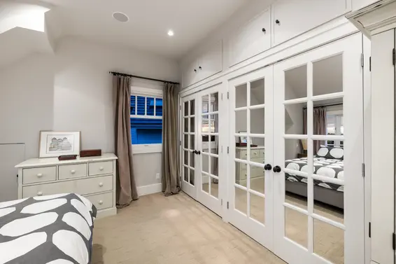 402 Brand Street, North Vancouver For Sale - image 26