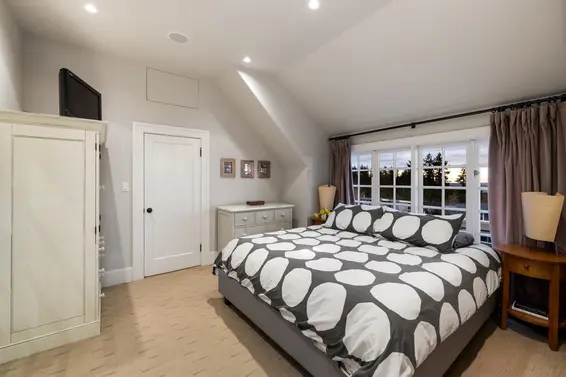 402 Brand Street, North Vancouver For Sale - image 27