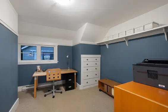 402 Brand Street, North Vancouver For Sale - image 33