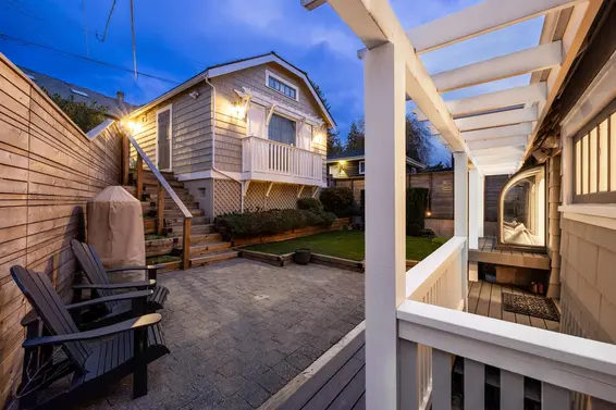 402 Brand Street, North Vancouver For Sale - image 39