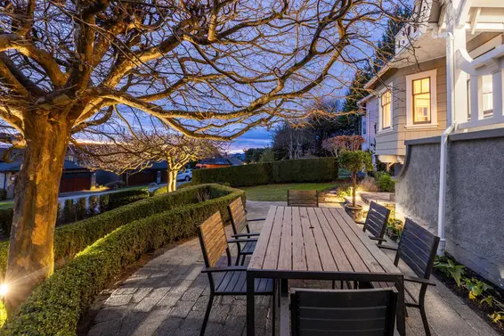 402 Brand Street, North Vancouver For Sale - image 6