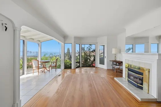 1013 Duchess Avenue, West Vancouver For Sale - image 5