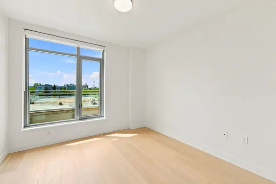 301 785 Harbour Way, North Vancouver For Sale - image 27