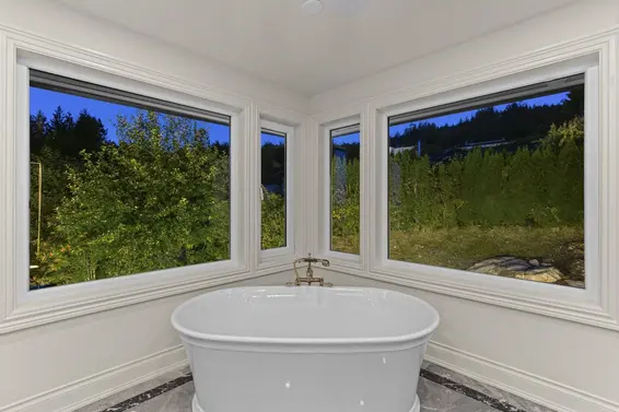 1445 Sandhurst Place, West Vancouver For Sale - image 18