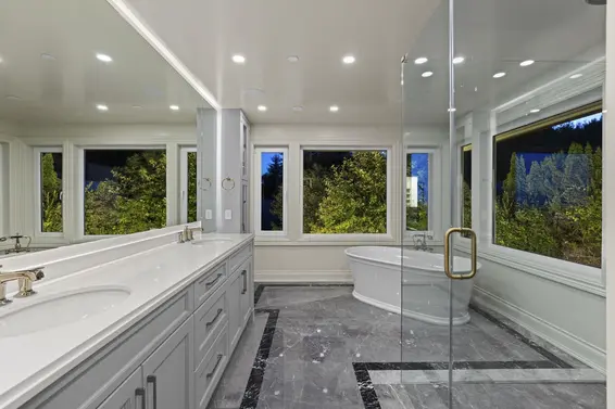 1445 Sandhurst Place, West Vancouver For Sale - image 19