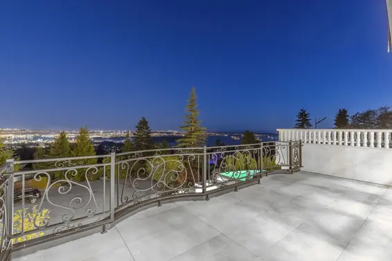 1445 Sandhurst Place, West Vancouver For Sale - image 32