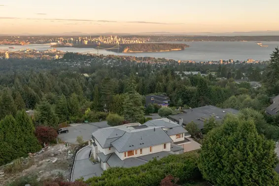 1445 Sandhurst Place, West Vancouver For Sale - image 36