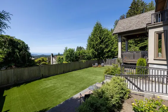 651 Alpine Court, North Vancouver For Sale - image 40