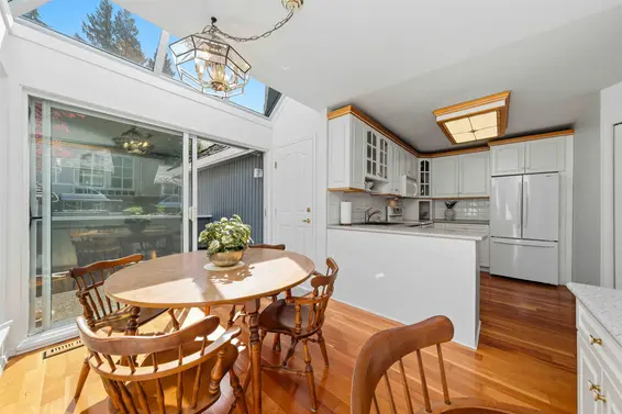 5 1925 Indian River Crescent, North Vancouver For Sale - image 10