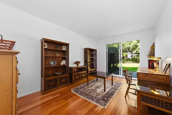 5 1925 Indian River Crescent, North Vancouver For Sale - image 13