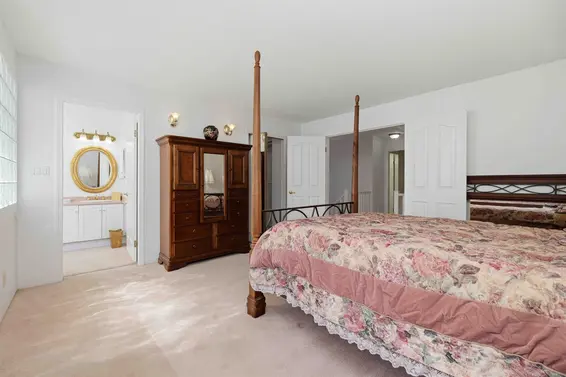 5 1925 Indian River Crescent, North Vancouver For Sale - image 16