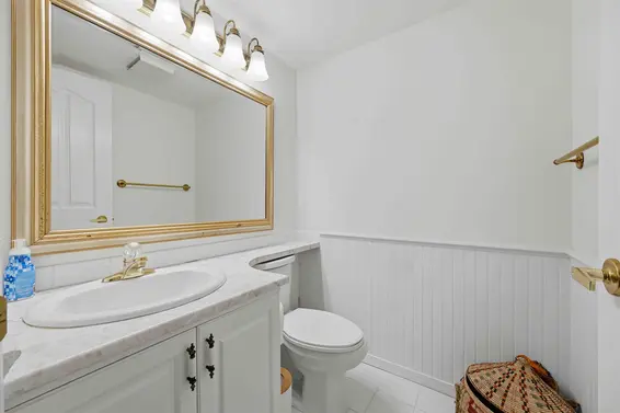 5 1925 Indian River Crescent, North Vancouver For Sale - image 20
