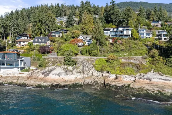 3721 Sunset Lane, West Vancouver For Sale - image 2