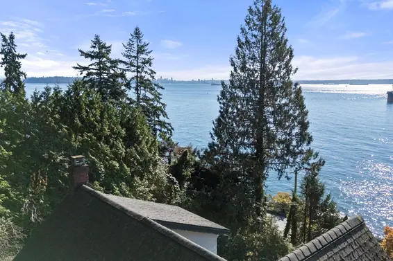 3721 Sunset Lane, West Vancouver For Sale - image 25