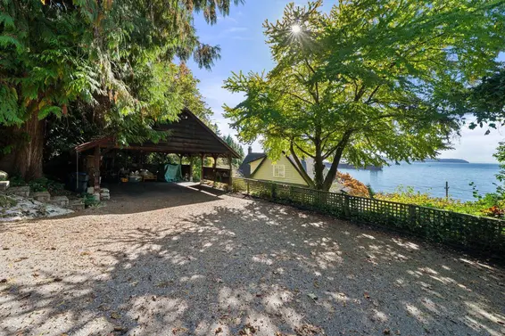 3721 Sunset Lane, West Vancouver For Sale - image 9