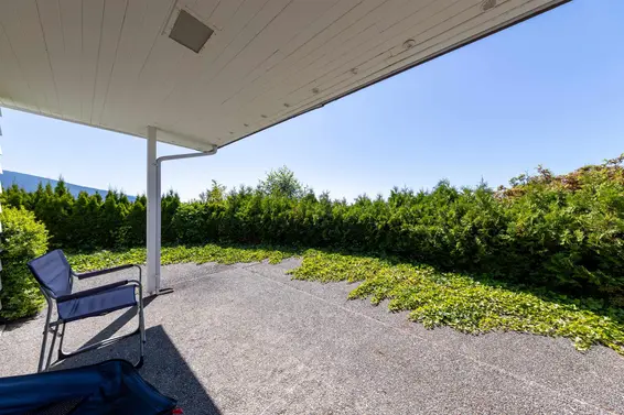 1028 Eyremount Drive, West Vancouver For Sale - image 12