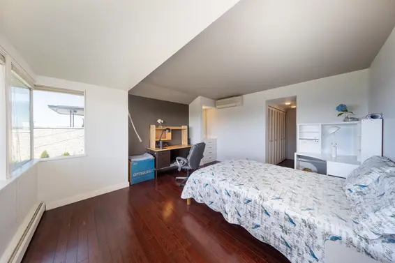 1028 Eyremount Drive, West Vancouver For Sale - image 16