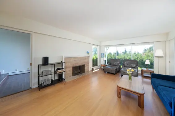 1028 Eyremount Drive, West Vancouver For Sale - image 29