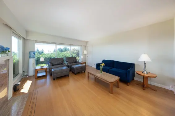 1028 Eyremount Drive, West Vancouver For Sale - image 30