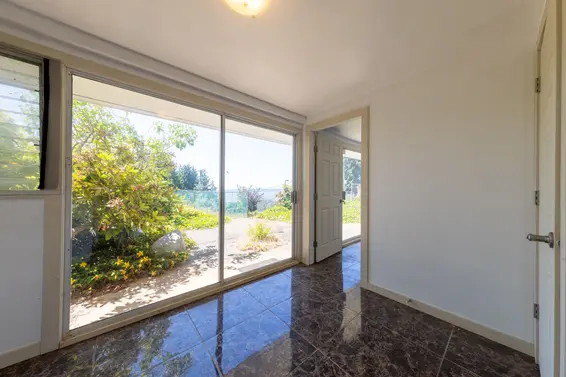 1028 Eyremount Drive, West Vancouver For Sale - image 35