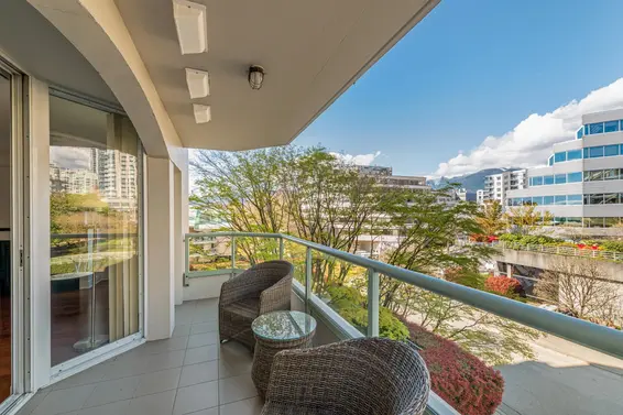 302 168 Chadwick Court, North Vancouver For Sale - image 10