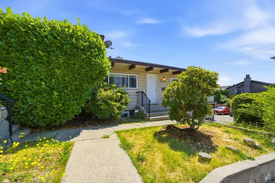 338-342 St. Georges Avenue, North Vancouver For Sale - image 7