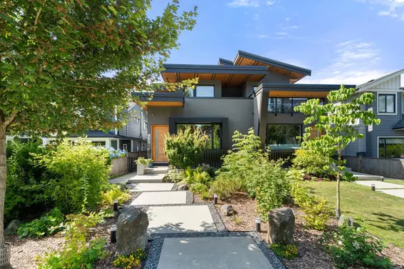 629 East 4th Street, North Vancouver For Sale - image 2
