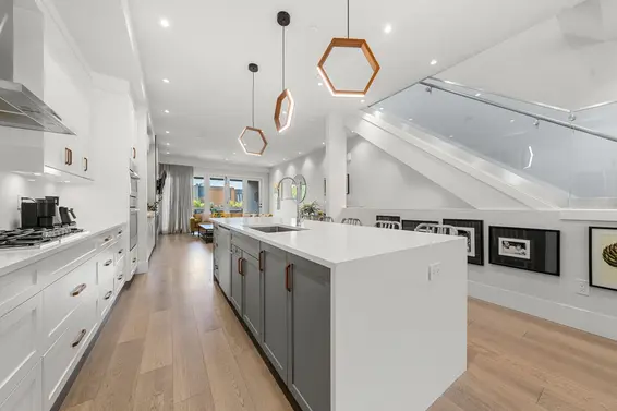 629 East 4th Street, North Vancouver For Sale - image 6