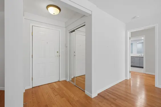 301 3680 Banff Court, North Vancouver For Sale - image 13