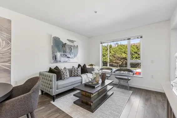 211 221 East 3rd Street, North Vancouver For Sale - image 10