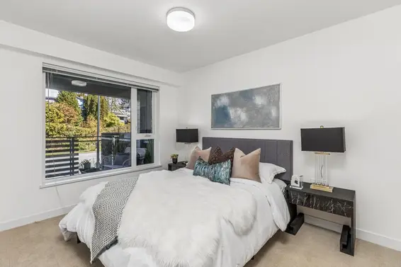 211 221 East 3rd Street, North Vancouver For Sale - image 13