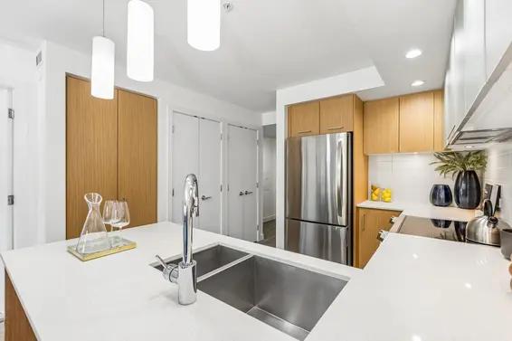 211 221 East 3rd Street, North Vancouver For Sale - image 3