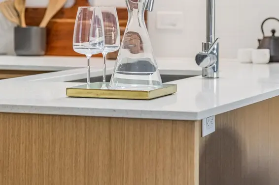 211 221 East 3rd Street, North Vancouver For Sale - image 4