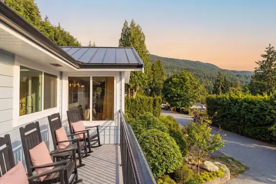 1857 Cliffwood Road, North Vancouver For Sale - image 11