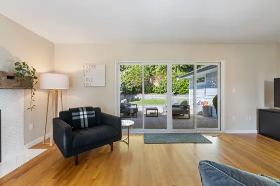 1857 Cliffwood Road, North Vancouver For Sale - image 12