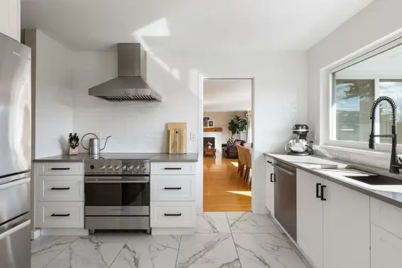 1857 Cliffwood Road, North Vancouver For Sale - image 7