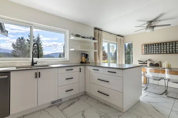 1857 Cliffwood Road, North Vancouver For Sale - image 9