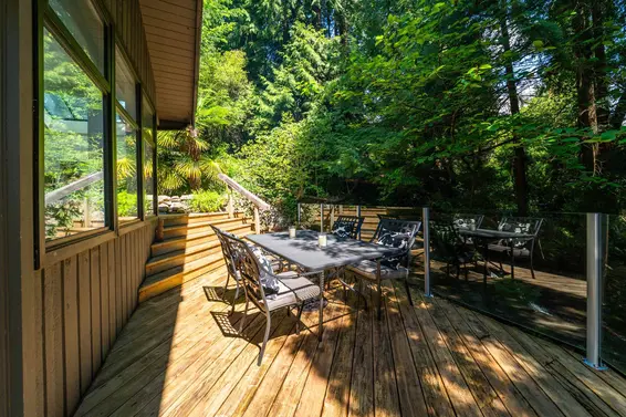 3985 Bayridge Avenue, West Vancouver For Sale - image 29