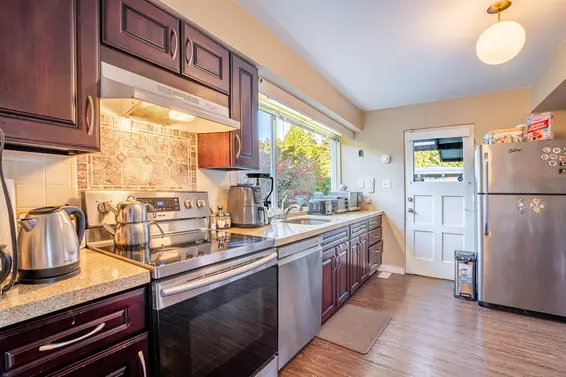 622 Croydon Place, North Vancouver For Sale - image 8