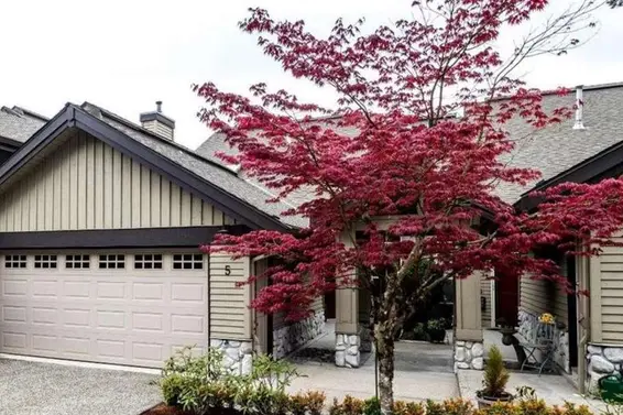 5 1550 Larkhall Crescent, North Vancouver For Sale - image 1