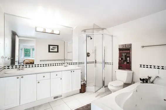 5 1550 Larkhall Crescent, North Vancouver For Sale - image 12