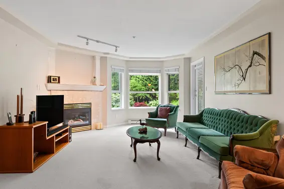 206 1283 Parkgate Avenue, North Vancouver For Sale - image 3