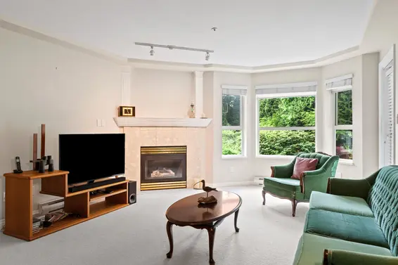 206 1283 Parkgate Avenue, North Vancouver For Sale - image 4