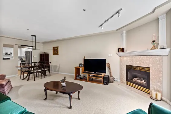 206 1283 Parkgate Avenue, North Vancouver For Sale - image 5