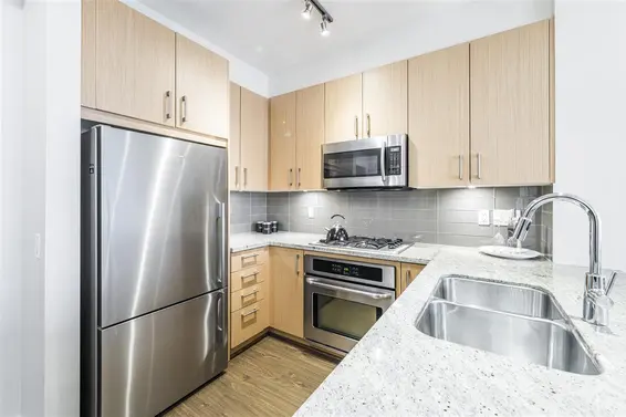318 119 West 22Nd Street, North Vancouver For Sale - image 12