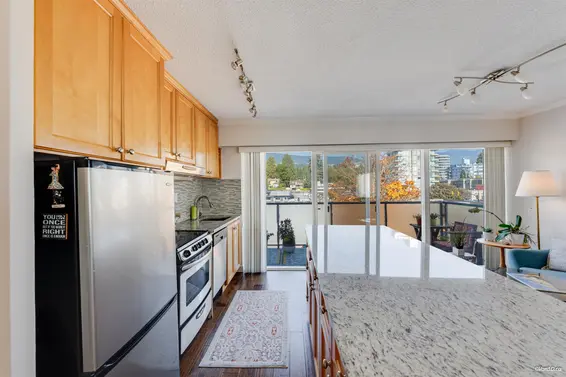 403 1845 Bellevue Avenue, West Vancouver For Sale - image 12