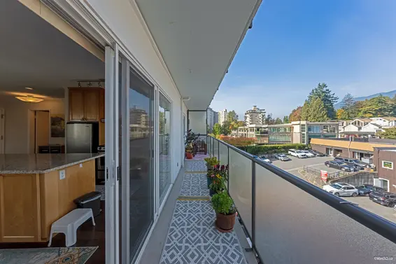 403 1845 Bellevue Avenue, West Vancouver For Sale - image 15
