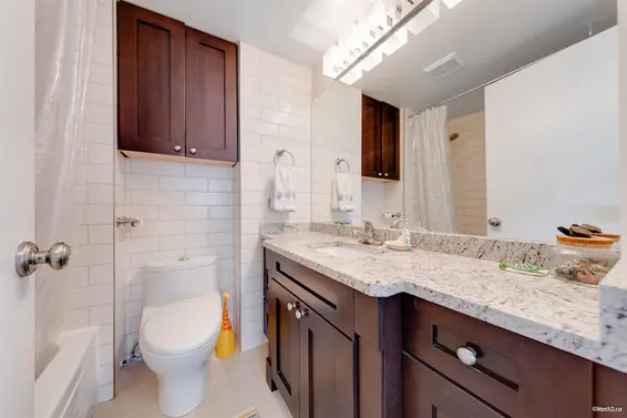 403 1845 Bellevue Avenue, West Vancouver For Sale - image 25