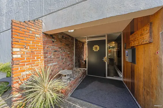 403 1845 Bellevue Avenue, West Vancouver For Sale - image 29