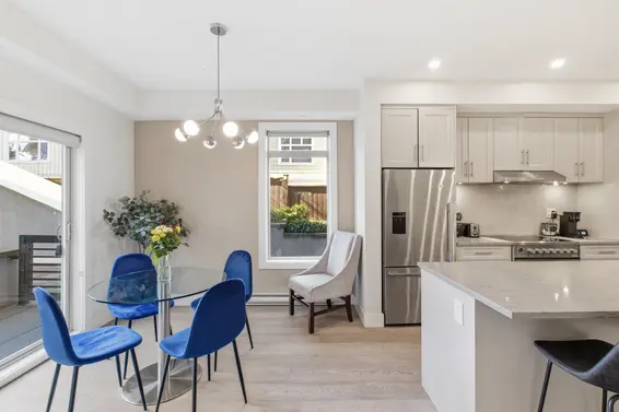 1 115 West Queens Road, North Vancouver For Sale - image 12